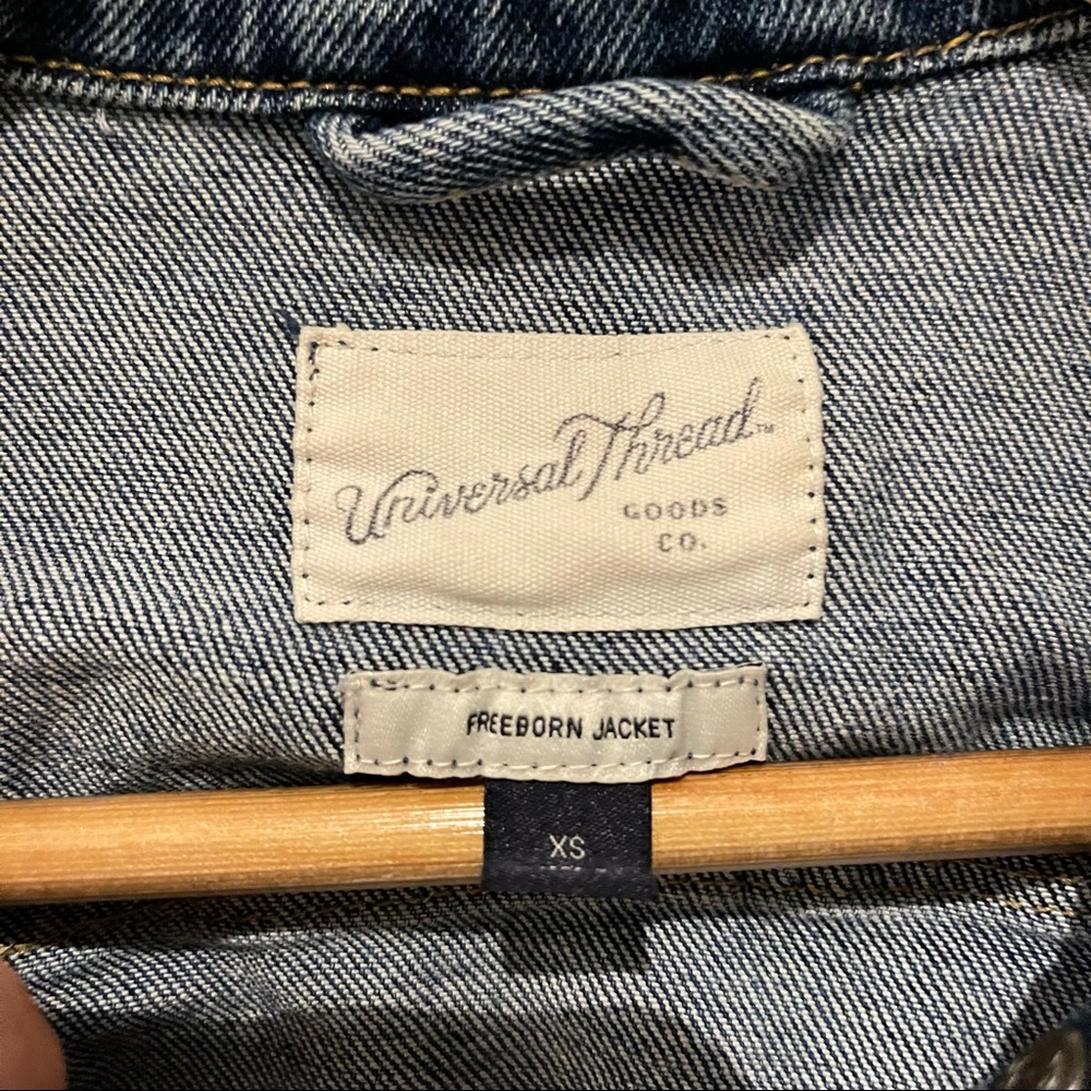 Universal Thread Freeborn Jean Jacket - image 4